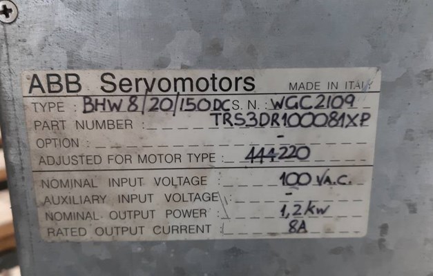 AZIONAMENTO ABB SERVOMOTOR tipo BHW8.20.150 DC. usato